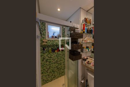 Apartamento à venda com 120m², 3 quartos e 3 vagas Apartamento à venda com 120m², 3 quartos e 3 vagasBanheiro da Suíte 1