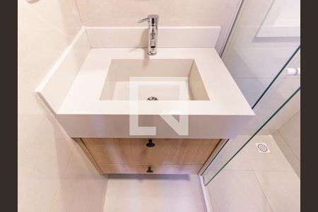 Casa à venda com 135m², 3 quartos e 3 vagas Casa à venda com 135m², 3 quartos e 3 vagasBanheiro da Suíte 2