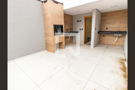 Casa à venda com 135m², 3 quartos e 3 vagasÁrea de Serviço e Churrasqueira