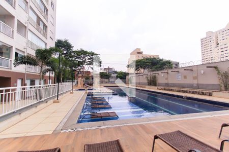 Apartamento à venda com 63m², 2 quartos e 2 vagas Apartamento à venda com 63m², 2 quartos e 2 vagasÁrea comum - Piscina