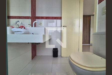 Apartamento à venda com 400m², 5 quartos e 3 vagasBanheiro da Suíte 2