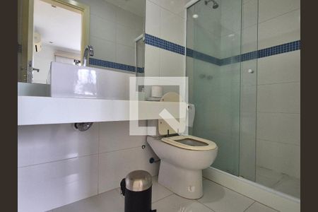 Apartamento à venda com 400m², 5 quartos e 3 vagasBanheiro da Suíte 3