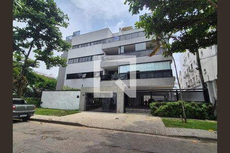 Apartamento à venda com 400m², 5 quartos e 3 vagasFachada