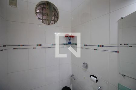 Casa à venda com 362m², 5 quartos e 2 vagasBanheiro 2