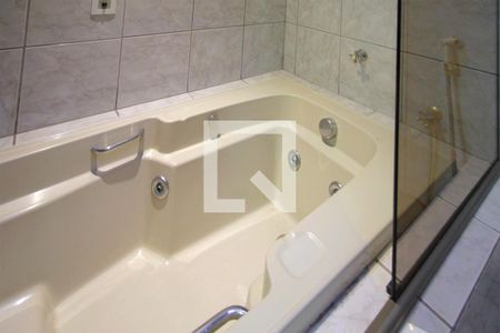 Casa à venda com 362m², 5 quartos e 2 vagasBanheiro