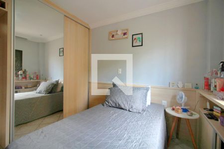 Casa à venda com 362m², 5 quartos e 2 vagasQuarto 3