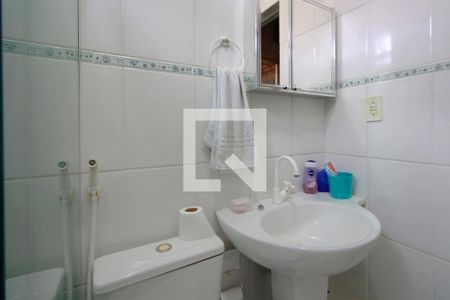 Casa à venda com 362m², 5 quartos e 2 vagasBanheiro da Suíte