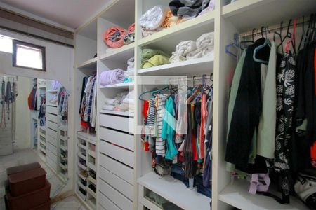 Casa à venda com 362m², 5 quartos e 2 vagasCloset do Quarto 2
