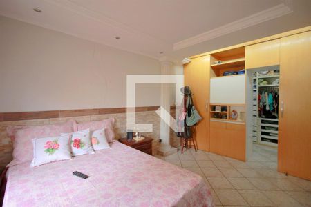 Casa à venda com 362m², 5 quartos e 2 vagasQuarto 2