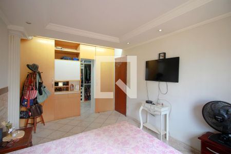 Casa à venda com 362m², 5 quartos e 2 vagasQuarto 2