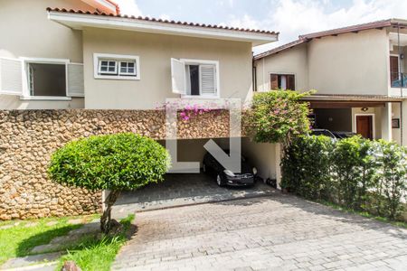 Casa de condomínio à venda com 300m², 4 quartos e 4 vagas Casa de condomínio à venda com 300m², 4 quartos e 4 vagasGaragem