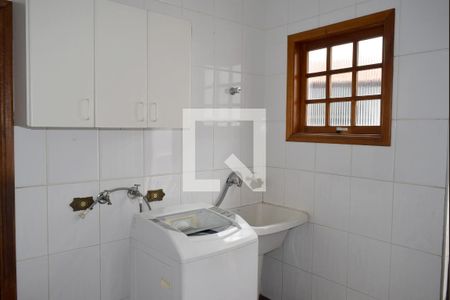 Casa à venda com 300m², 3 quartos e 4 vagasÁrea de Serviço