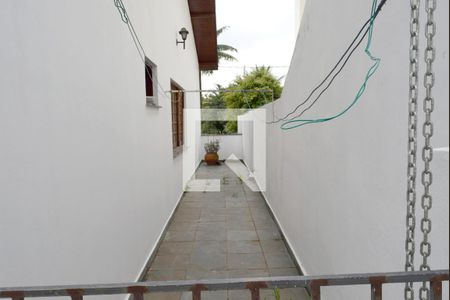 Casa à venda com 300m², 3 quartos e 4 vagasQuintal
