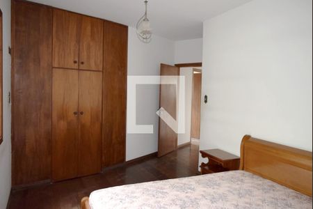 Casa à venda com 300m², 3 quartos e 4 vagasSuíte 3