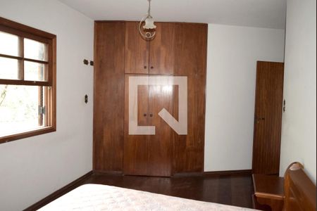 Casa à venda com 300m², 3 quartos e 4 vagasSuíte 3