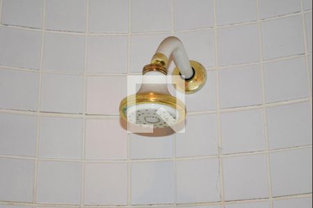 Casa à venda com 300m², 3 quartos e 4 vagasBanheiro Suíte 1