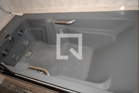 Casa à venda com 300m², 3 quartos e 4 vagasBanheiro Suíte 3