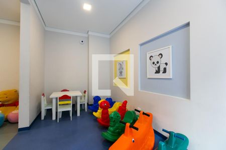 Apartamento à venda com 32m², 2 quartos e sem vaga Apartamento à venda com 32m², 2 quartos e sem vagaBrinquedoteca