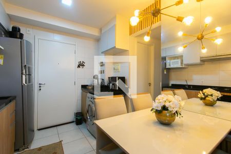 Apartamento à venda com 32m², 2 quartos e sem vaga Apartamento à venda com 32m², 2 quartos e sem vagaCozinha - Armários