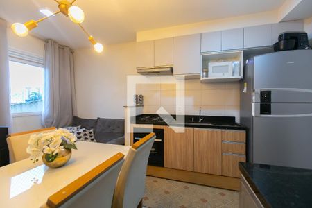 Apartamento à venda com 32m², 2 quartos e sem vaga Apartamento à venda com 32m², 2 quartos e sem vagaCozinha - Armários