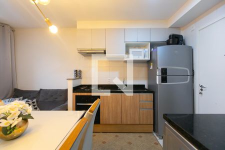 Apartamento à venda com 32m², 2 quartos e sem vaga Apartamento à venda com 32m², 2 quartos e sem vagaCozinha - Armários
