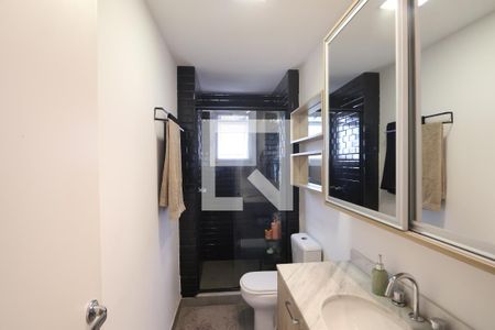 Casa de condomínio à venda com 158m², 3 quartos e 2 vagasBanheiro da Suíte