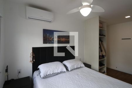 Casa de condomínio à venda com 158m², 3 quartos e 2 vagasSuíte