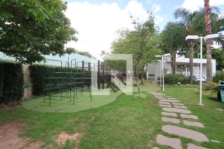 Casa de condomínio à venda com 158m², 3 quartos e 2 vagasÁrea comum - Playground