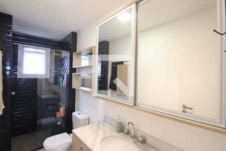 Casa de condomínio à venda com 158m², 3 quartos e 2 vagasBanheiro da Suíte