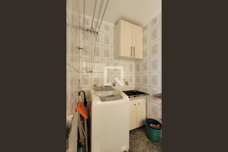 Apartamento à venda com 82m², 2 quartos e 2 vagasLavanderia