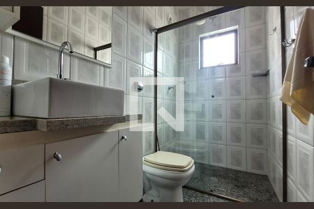 Apartamento à venda com 82m², 2 quartos e 2 vagasBanheiro