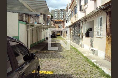 Casa à venda com 136m², 4 quartos e 1 vaga