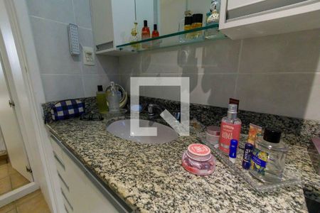 Apartamento à venda com 86m², 3 quartos e 2 vagas Apartamento à venda com 86m², 3 quartos e 2 vagasBanheiro da Suíte