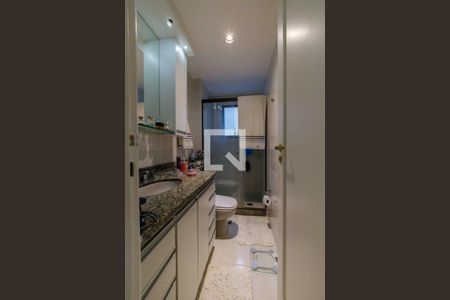 Apartamento à venda com 86m², 3 quartos e 2 vagas Apartamento à venda com 86m², 3 quartos e 2 vagasBanheiro da Suíte