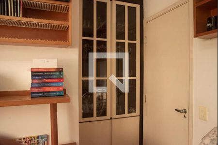 Apartamento à venda com 102m², 3 quartos e 2 vagasQuarto 2