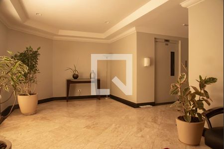 Apartamento à venda com 102m², 3 quartos e 2 vagasHall social