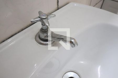 Casa à venda com 140m², 2 quartos e 2 vagasBanheiro de Serviço