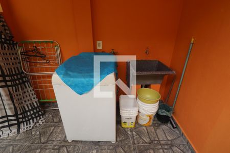 Casa à venda com 140m², 2 quartos e 2 vagasÁrea de Serviço