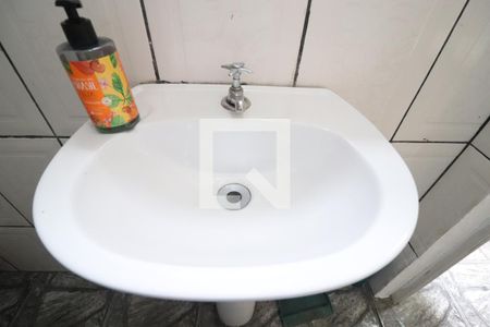 Casa à venda com 140m², 2 quartos e 2 vagasBanheiro de Serviço