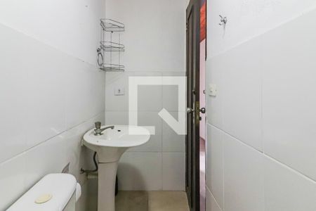 Casa à venda com 230m², 5 quartos e 3 vagas Casa à venda com 230m², 5 quartos e 3 vagasBanheiro