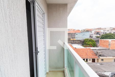 Casa de condomínio à venda com 65m², 3 quartos e 1 vaga Casa de condomínio à venda com 65m², 3 quartos e 1 vagaVaranda
