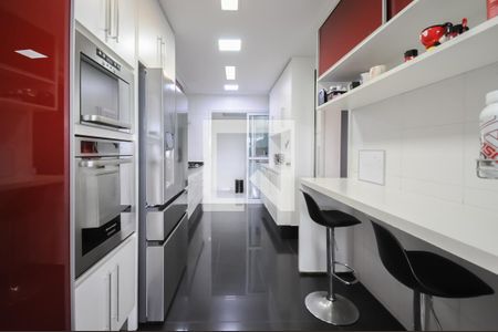 Apartamento à venda com 180m², 3 quartos e 3 vagasCozinha - Armários