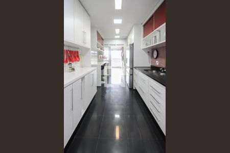 Apartamento à venda com 180m², 3 quartos e 3 vagasCozinha - Armários