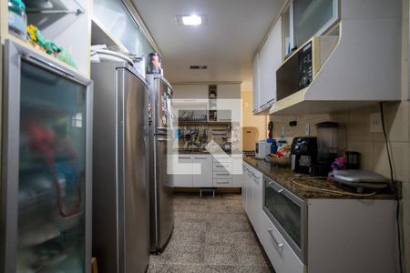 Apartamento à venda com 124m², 3 quartos e 2 vagas Apartamento à venda com 124m², 3 quartos e 2 vagasCozinha
