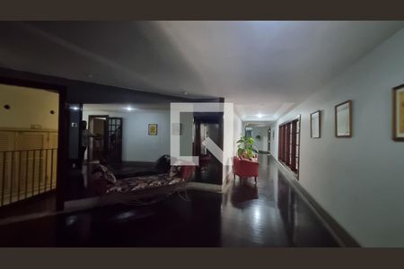 Apartamento à venda com 124m², 3 quartos e 2 vagas Apartamento à venda com 124m², 3 quartos e 2 vagasHall