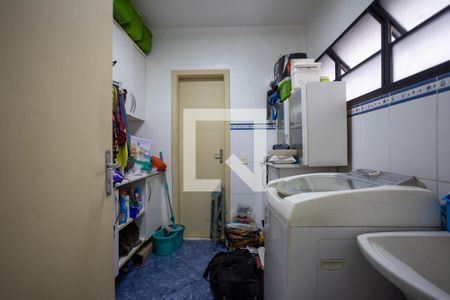 Apartamento à venda com 124m², 3 quartos e 2 vagas Apartamento à venda com 124m², 3 quartos e 2 vagasÁrea de Serviço / Quarto de Serviço