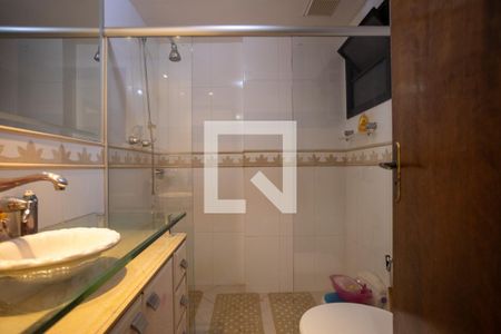 Apartamento à venda com 124m², 3 quartos e 2 vagas Apartamento à venda com 124m², 3 quartos e 2 vagasBanheiro Social