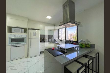 Apartamento à venda com 289m², 4 quartos e 4 vagasFoto 30