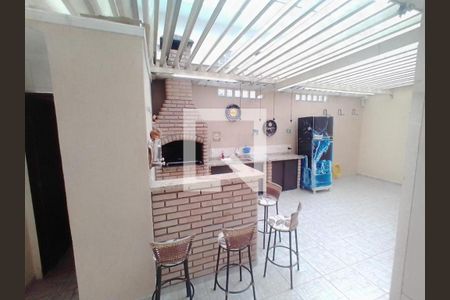 Casa à venda com 192m², 4 quartos e 4 vagas Casa à venda com 192m², 4 quartos e 4 vagasFoto 02