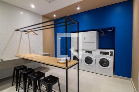 Apartamento à venda com 33m², 1 quarto e sem vagaÁrea comum - Lavanderia